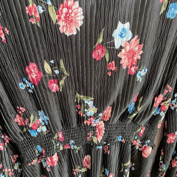 Black and Pink Floral Maxi Dress - Picture 4 of 6